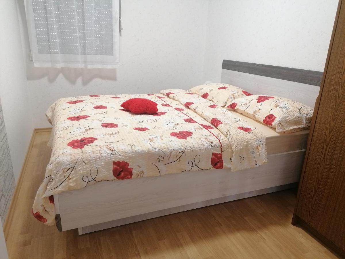 Apartmaji Valter Srpenica Dış mekan fotoğraf